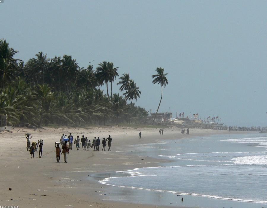 Galeri Pantai Karang Tawulan