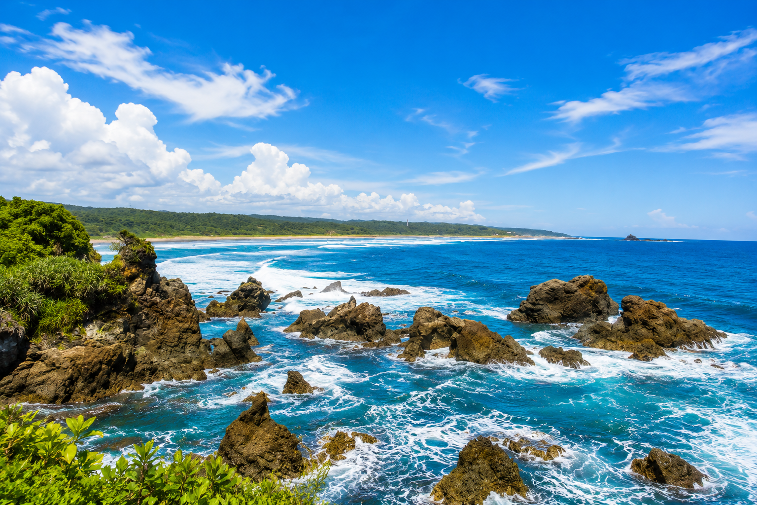 Foto Pantai Karang Tawulan